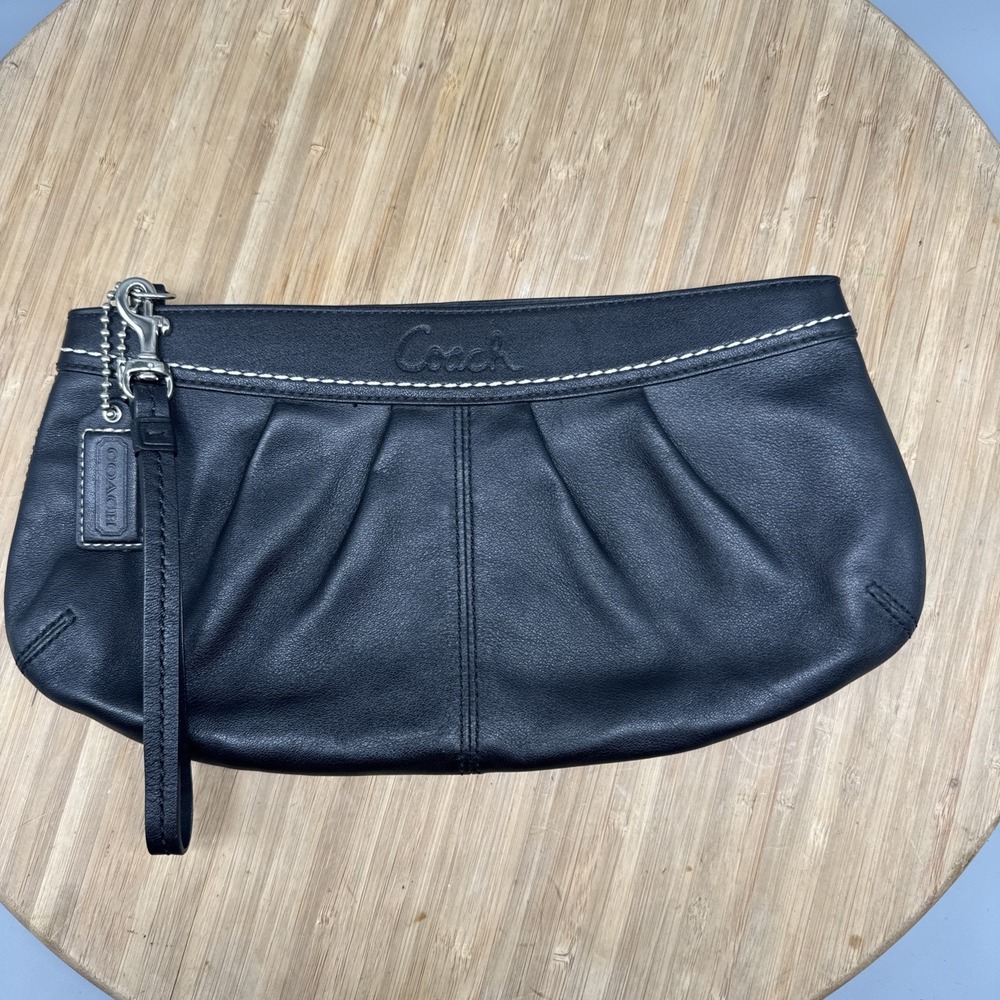NWOT Coach F13734 Pleated Black Leather Wrislet/Clutch Handbag